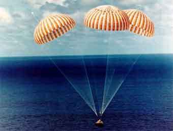 ���������� ������� ''�������� 11''. ���� � ����� NASA