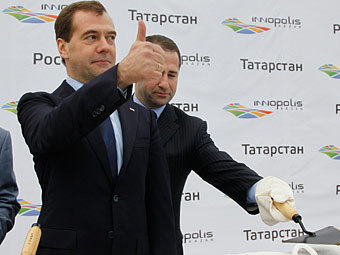 https://img.lenta.ru/news/2012/11/01/zone/picture.jpg