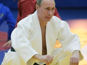 https://img.lenta.ru/news/2012/11/27/judo/picture.jpg