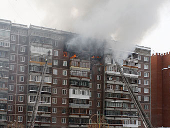 https://img.lenta.ru/news/2012/11/30/fire2/picture.jpg