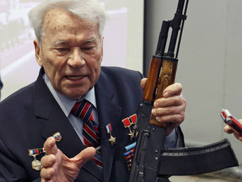 https://img.lenta.ru/news/2012/12/29/kalashnikov/picture.jpg
