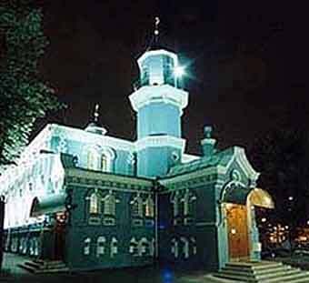 http://img.lenta.ru/russia/2004/11/14/mosque/picture.jpg